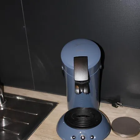 M T2 Climatisé à100m De La ,des Bateaux ,des Commerces, Terrasse Ensoleillée *