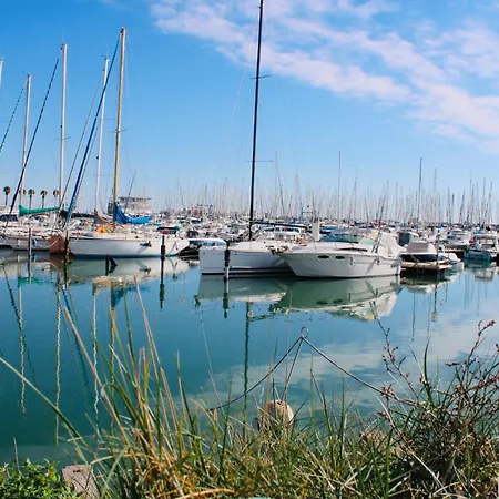 M T2 Climatise A100m De La ,des Bateaux ,des Commerces, Terrasse Ensoleillee